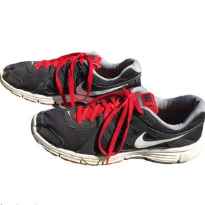 Mens Nike Revolution 2 for Sale up to 90% Off: Poshmark display picture 1